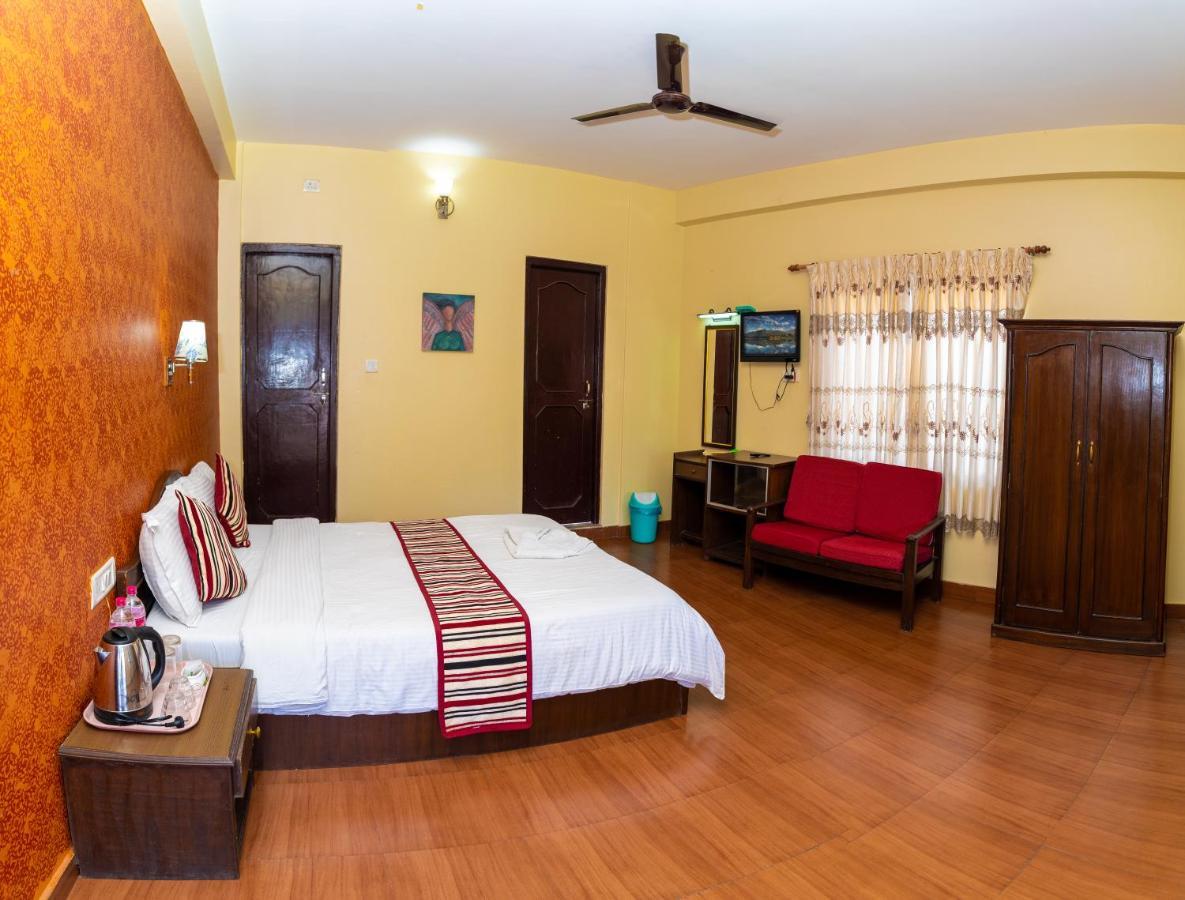 Butterfly Lodge Pokhara Dış mekan fotoğraf