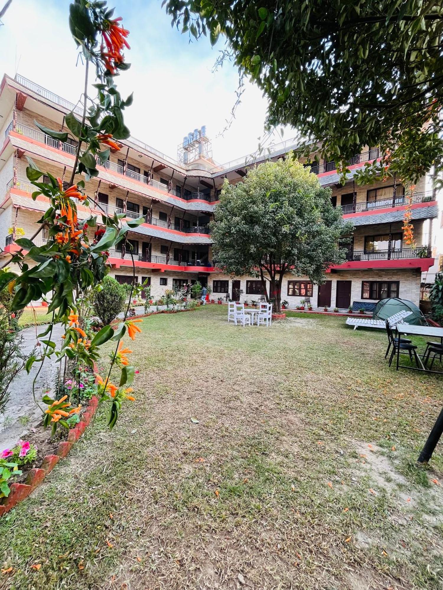 Butterfly Lodge Pokhara Dış mekan fotoğraf