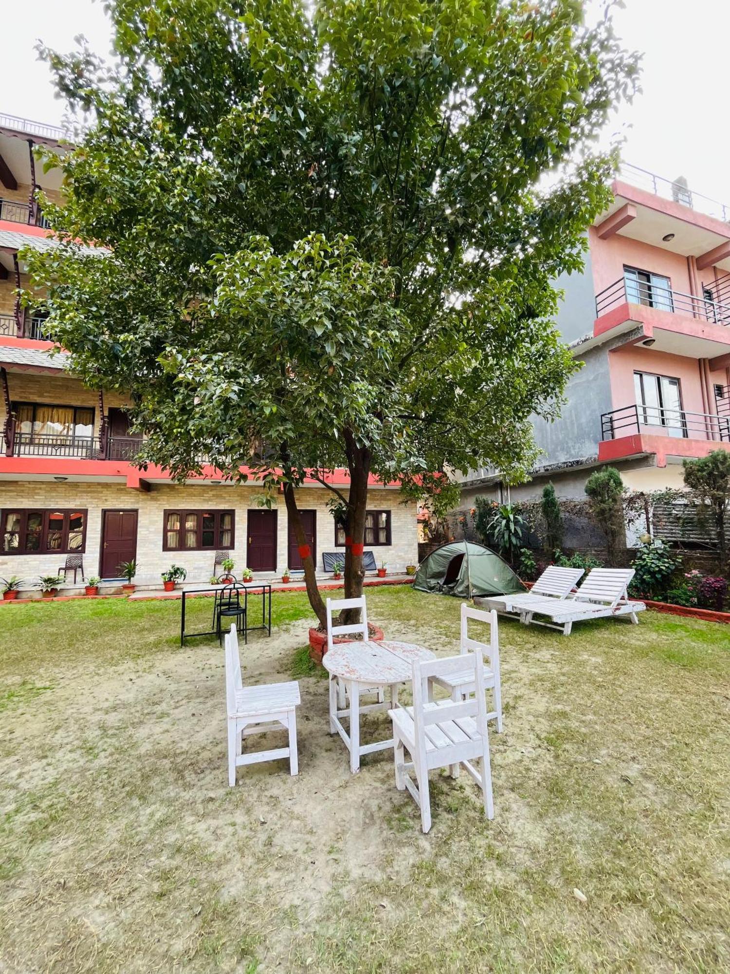 Butterfly Lodge Pokhara Dış mekan fotoğraf